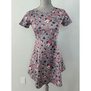 Walt Disney Minnie Mouse Heart Graphic Print Short Sleeve Skater Dress size XL